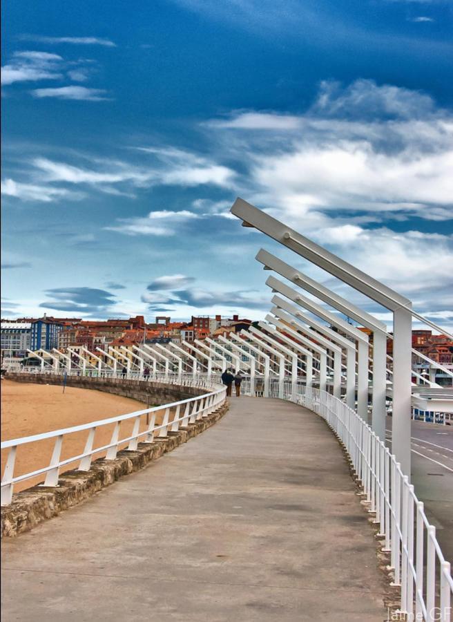 Apto. Vista Playa Poniente 기욘 외부 사진